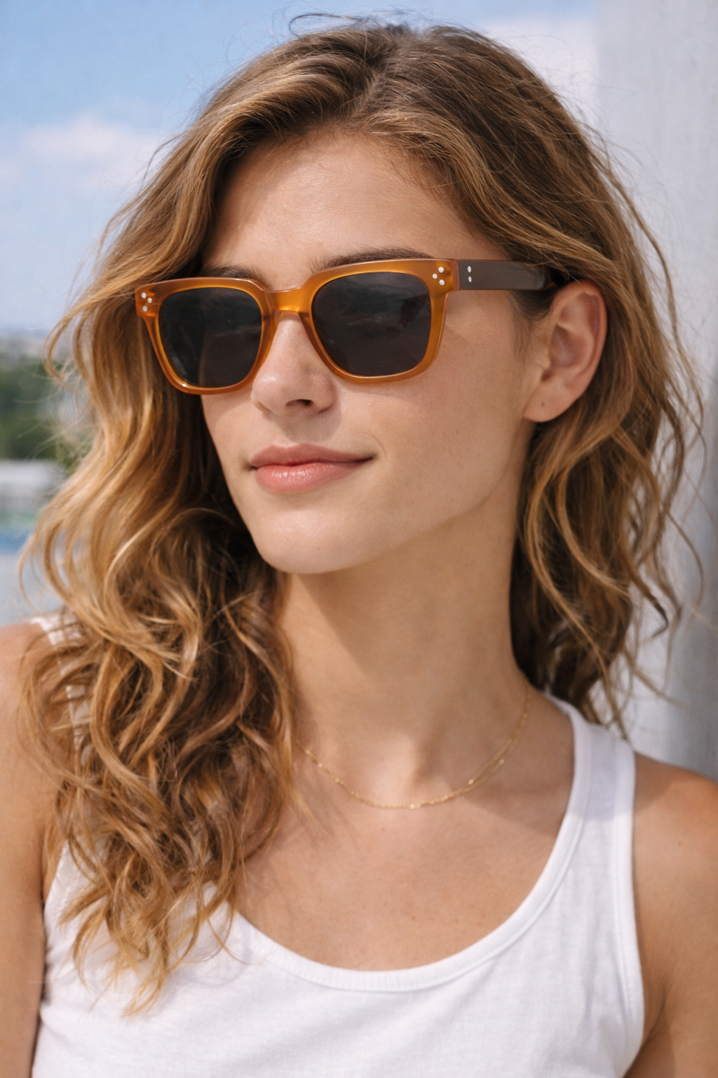 Novara Madrid Orange Polarised Sunglasses on model